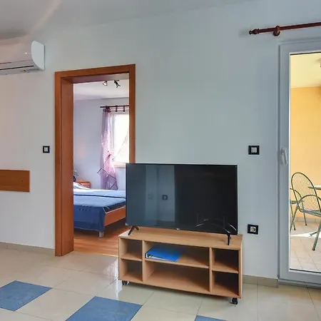 Apartman Universe Póla