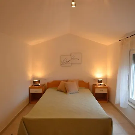 Universe Apartment
